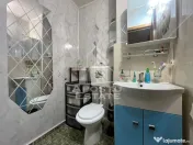 Apartament cu 3 camere, decomandat, 2 bai , 2 balcoane,zona Soarelui 