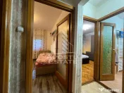 Apartament cu 3 camere, decomandat, 2 bai , 2 balcoane,zona Soarelui 