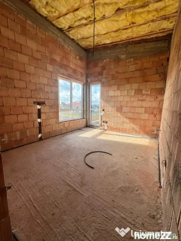 Casă individuală la roșu – 118 mp utili, teren 420 mp, - Sasar (Maramures)