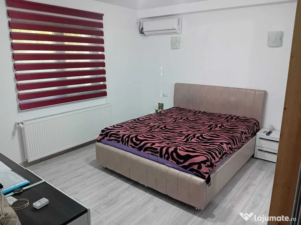 Casă modernă, construită în 2022, de vânzare în Gal...