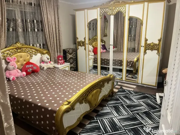 Casa de vanzare, 397 mp teren, zona Romanesti