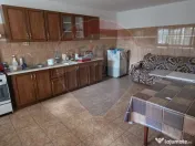 Casă / Vilă cu 5 camere de vânzare în zona Obor 