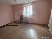 Casă / Vilă cu 5 camere de vânzare în zona Obor 