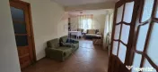 Casă / Vilă cu 5 camere de vânzare în zona Obor 