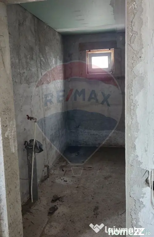 Casă / Vilă cu 5 camere de vânzare în zona Obor