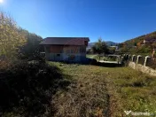 Casă / Vilă cu 5 camere de vânzare 