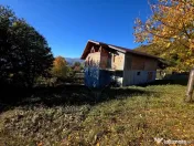 Casă / Vilă cu 5 camere de vânzare 