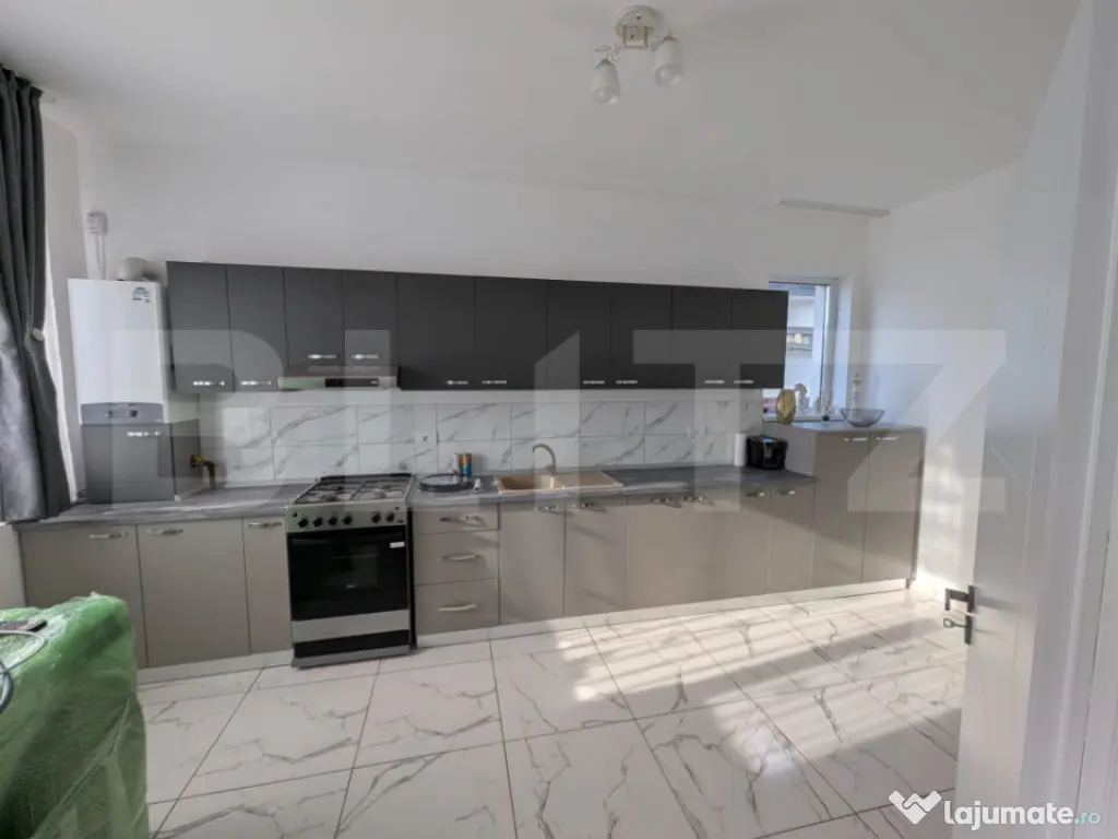 Casa in Vorovesti, la strada principala - pozitie excelenta!