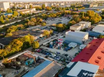 Teren | platformă betonată de închiriat – 900 mp | Stra