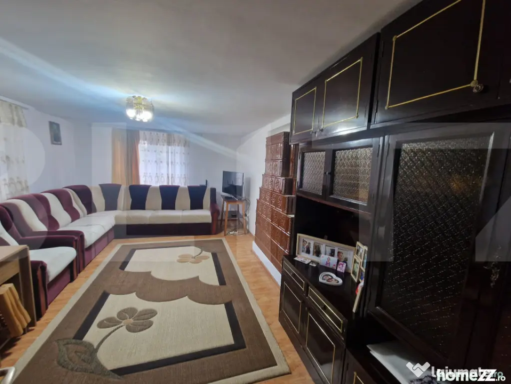 Casa Individuala 200mp, teren 9000mp, Baisa