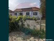 Casă si spatiu comercial cu suprafata de 483 mp 