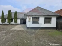 Spațiu comercial/ Casa zona Bariera Valcii