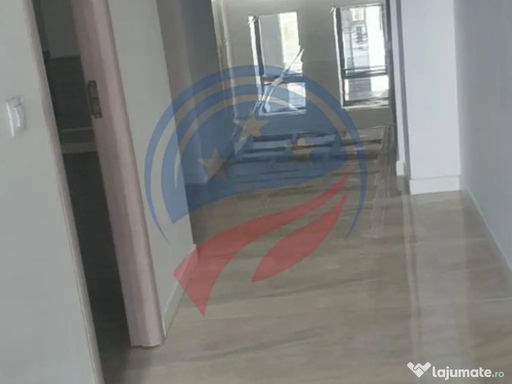 Spatiu comercial ultracentral/ de vanzare/ de inchiriat/ ...