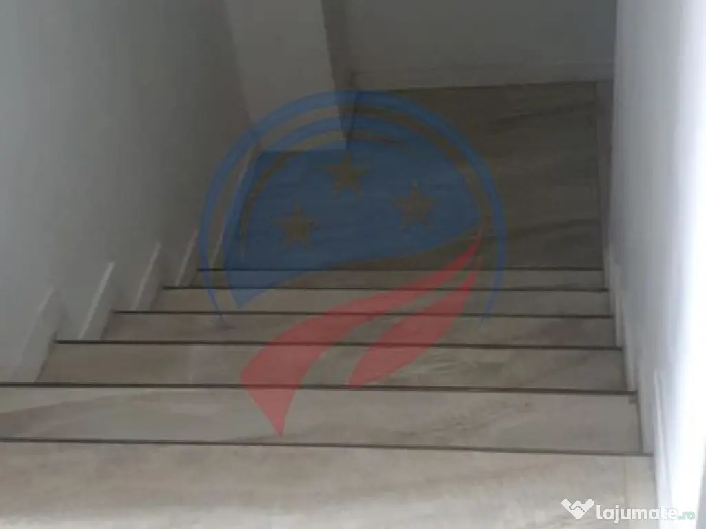 Spatiu comercial ultracentral/ de vanzare/ de inchiriat/ ...