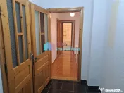 Apartament cu 3 camere etaj 2 Obcini zona Dany Gry