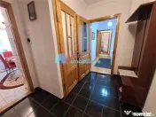 Apartament cu 3 camere etaj 2 Obcini zona Dany Gry