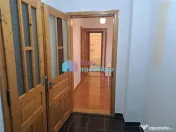 Apartament cu 3 camere etaj 2 Obcini zona Dany Gry 