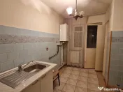 Apartament 2 camere confort 1 Viziru 1 etaj 2/4 Liber 