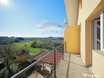 Duplex cu 5 camere și 506 mp teren de vânzare, str. Nuf...