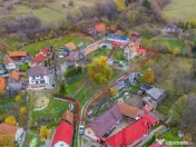 Casă / Vilă cu 6 camere de vânzare in Tarlungeni 