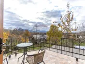 Casă / Vilă cu 6 camere de vânzare in Tarlungeni 