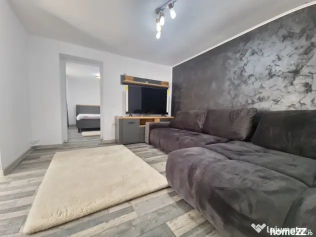 Casa individuala 3 camere foisor acoperit curte km 4 - Constanta (Constanta)