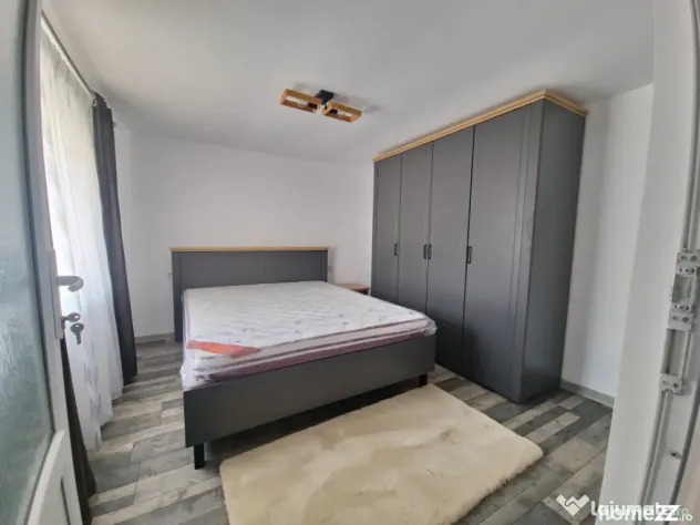 Casa individuala 3 camere foisor acoperit curte km 4 - Constanta (Constanta)