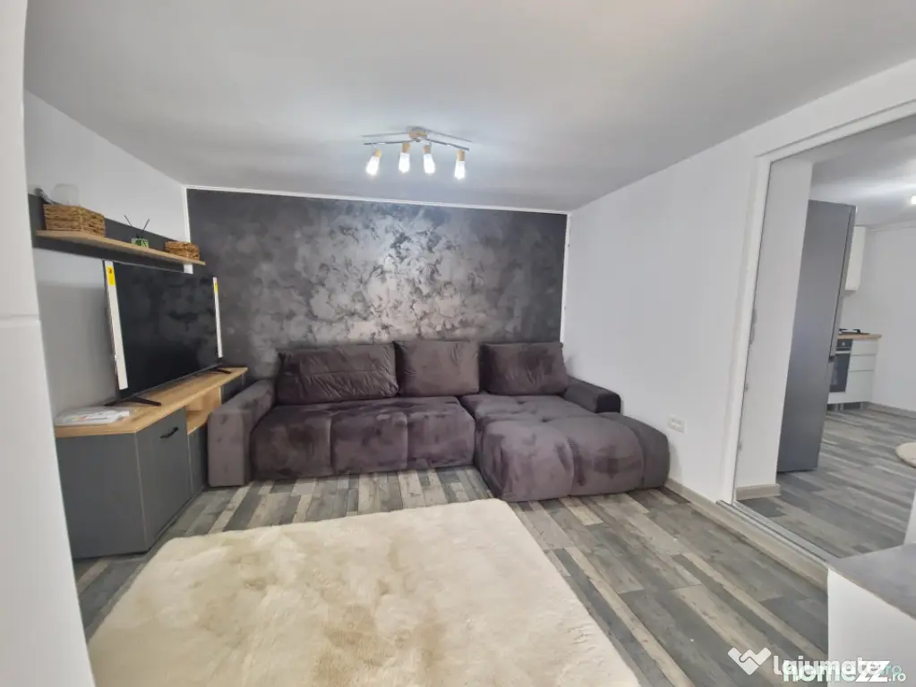 Casa individuala 3 camere foisor acoperit curte km 4 - Constanta (Constanta)
