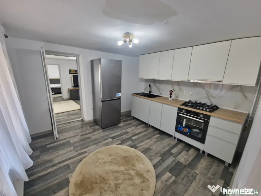 Casa individuala 3 camere foisor acoperit curte km 4 - Constanta (Constanta)