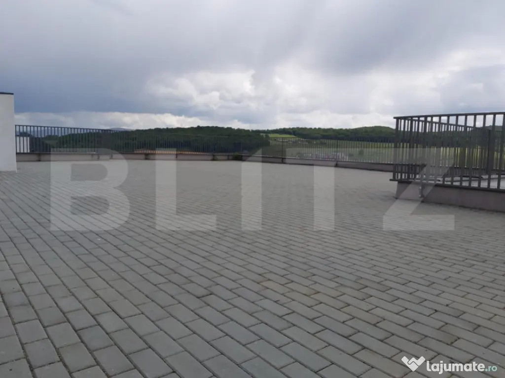 Penthouse 200 mp utili, 400 mp terasa, 2 garaje, 1 parcare,