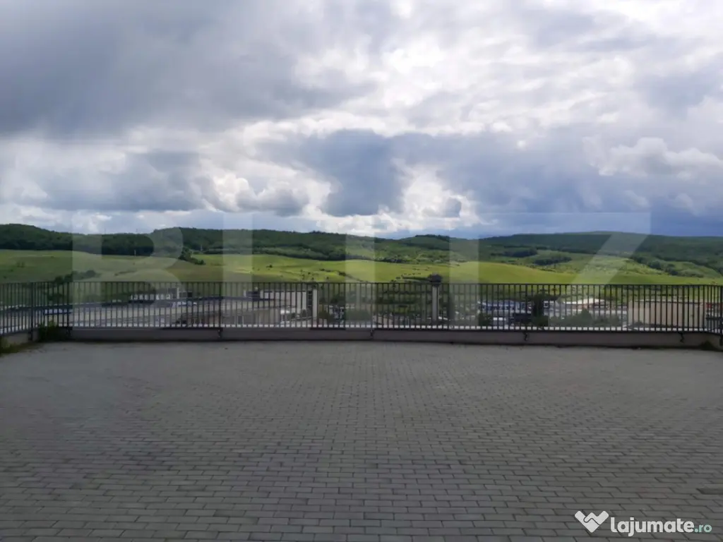 Penthouse 200 mp utili, 400 mp terasa, 2 garaje, 1 parcare,