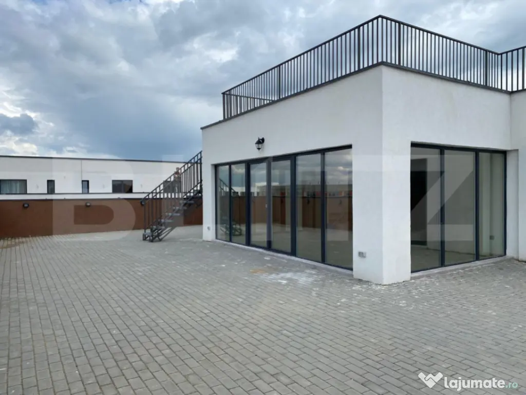 Penthouse 200 mp utili, 400 mp terasa, 2 garaje, 1 parcare,