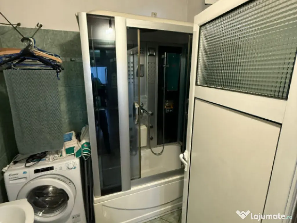 Casă cu garaj și 2 șeminee, lângă Parcul Mare – Str.