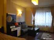 Sinaia-De vanzare pensiune cu 18 camere functionala 