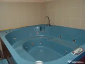 Sinaia-De vanzare pensiune cu 18 camere functionala 