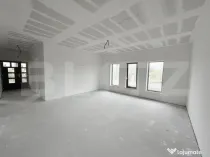 Casă de vânzare , 110 mp , teren 4,5 ari, zona Lazuri