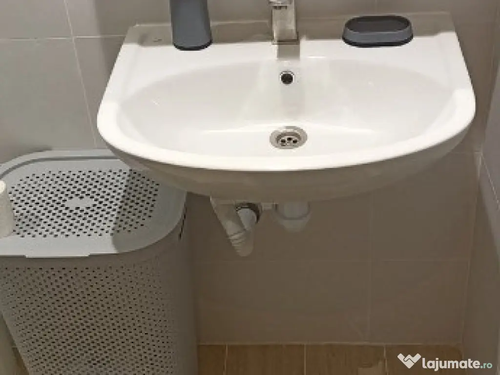 Garsoniera de inchiriat in zona Crangasi