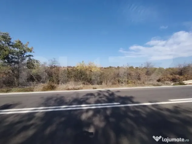 Teren intravilan, 700 mp, zona Cârcea, in spate la Profi