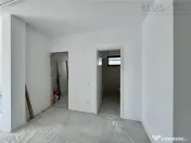 Casa noua de | 3 dormitoare | curte | parter 