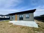 Casa noua de | 3 dormitoare | curte | parter 