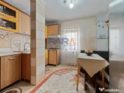 Apartament 3 camere mari, 75 mp, etaj 1, zona Favorit 