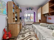 Apartament 3 camere mari, 75 mp, etaj 1, zona Favorit 