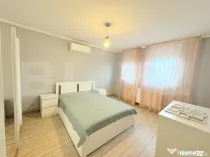 Casă de vânzare 239 mp, teren 5,6 ari, zona Titulescu