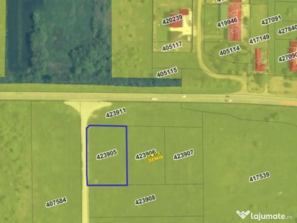 Vanzare | Teren industrial | 2385 MP | Apa Curent Canal |...