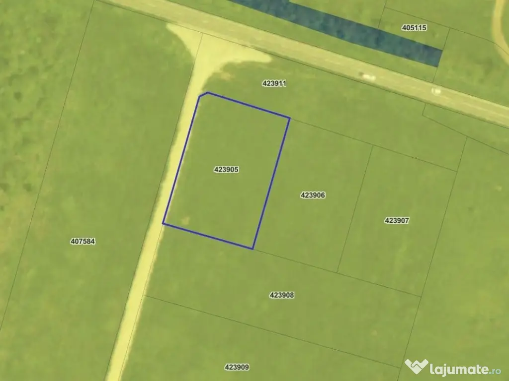 Vanzare | Teren industrial | 2385 MP | Apa Curent Canal |...