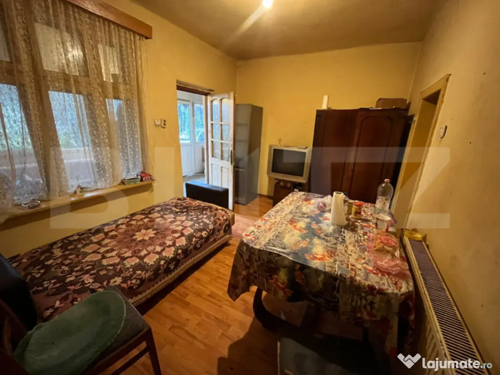 Casă cu toate utilitatile, 90 mp, zona Micro 4