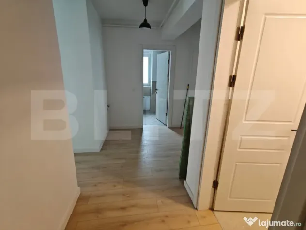 Apartament 3 camere, 67mp, la cheie 2 bai,terasa, parcare, z