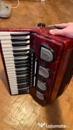 Acordeon 120 bași Weltmeister Stella