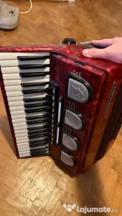Acordeon 120 bași Weltmeister Stella 