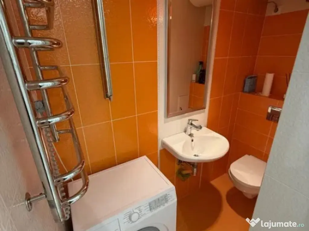 3 Camere zona 1 Decembrie 1918